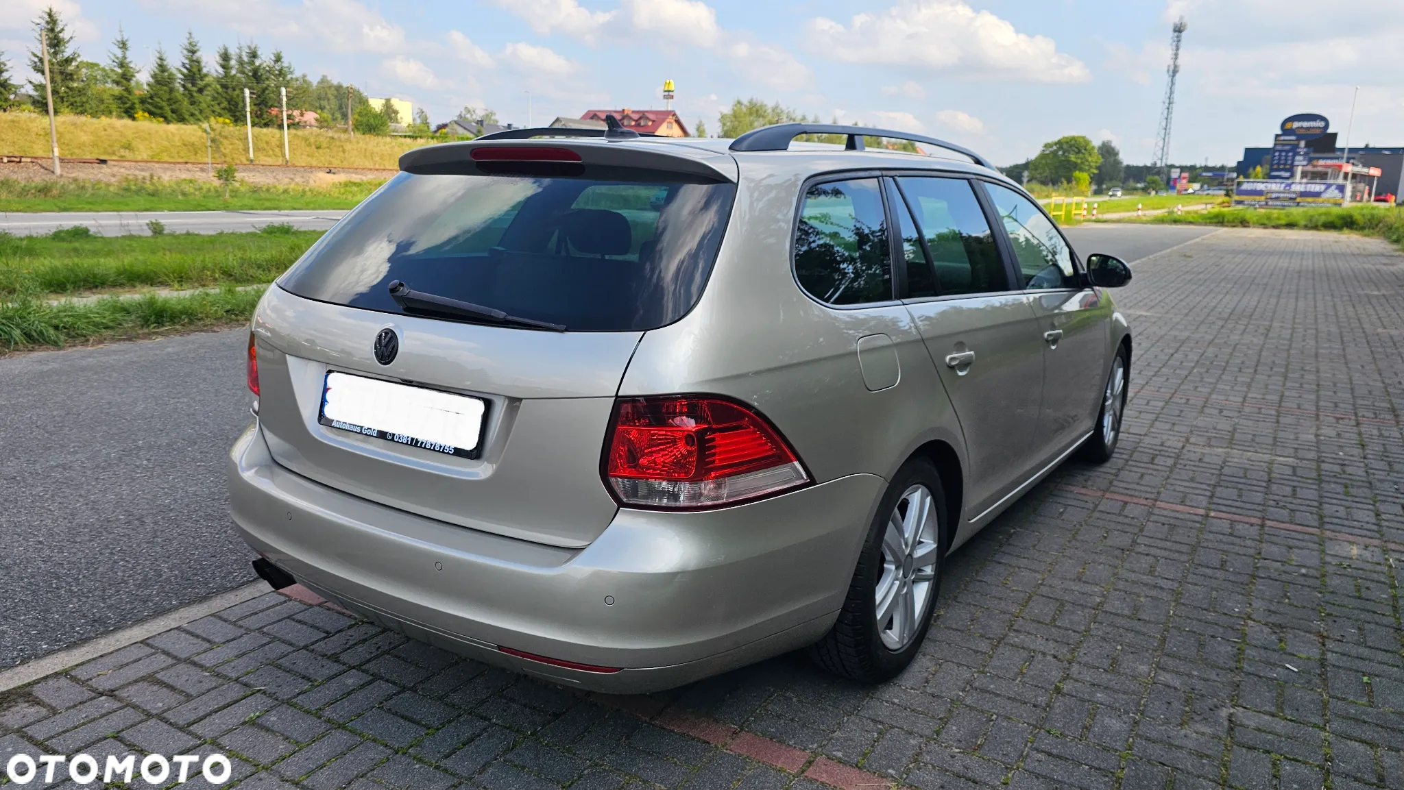 Volkswagen Golf - 13