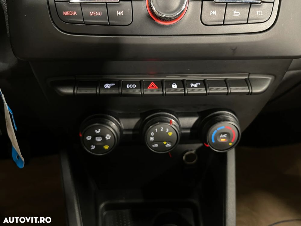 Dacia Duster SCe 115 2WD Essential - 15