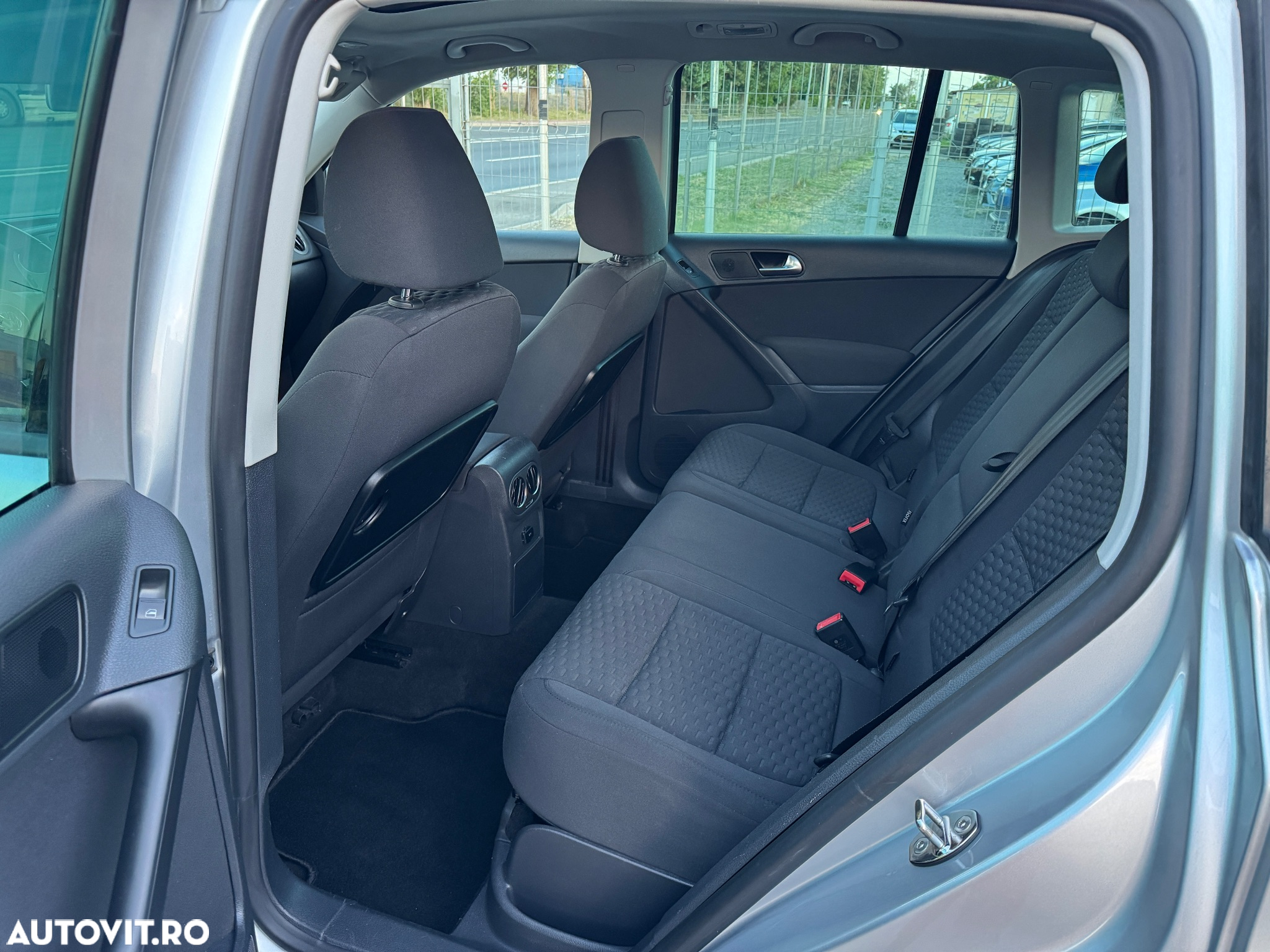 Volkswagen Tiguan 2.0 TDI 4Motion Trend & Fun - 20