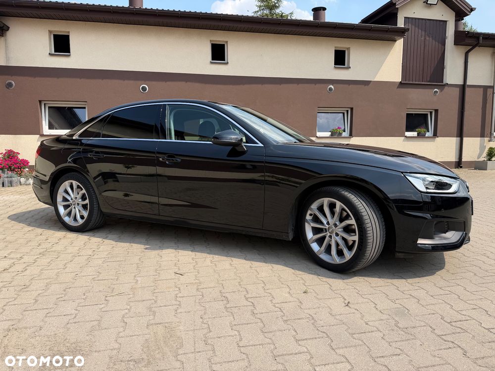 Audi A4 Limousine - 3