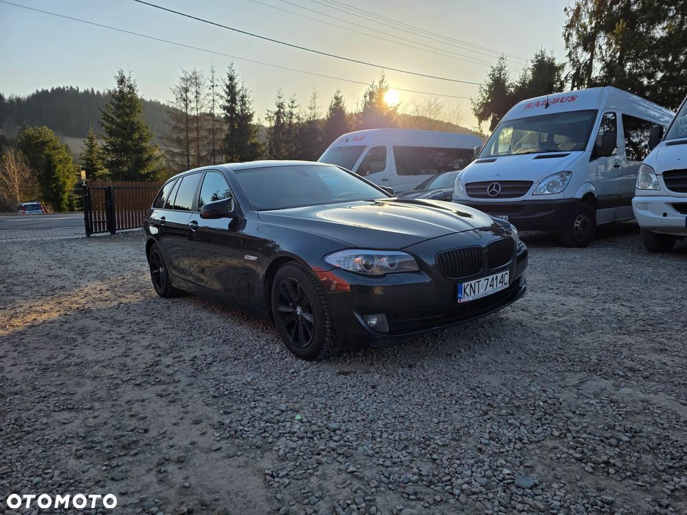 BMW Seria 5 520d Sport-Aut - 3