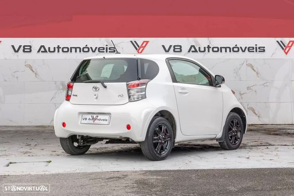Toyota iQ 1.0 VVT-i 2 NAVI+Bluetooth - 3