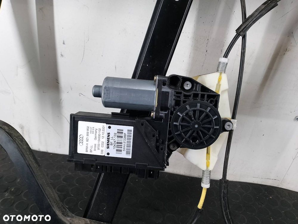 PODNOŚNIK SZYBY PRAWY PRZÓD Z STELAŻEM AUDI A2 8Z0837754A  8Z1959802 - 7