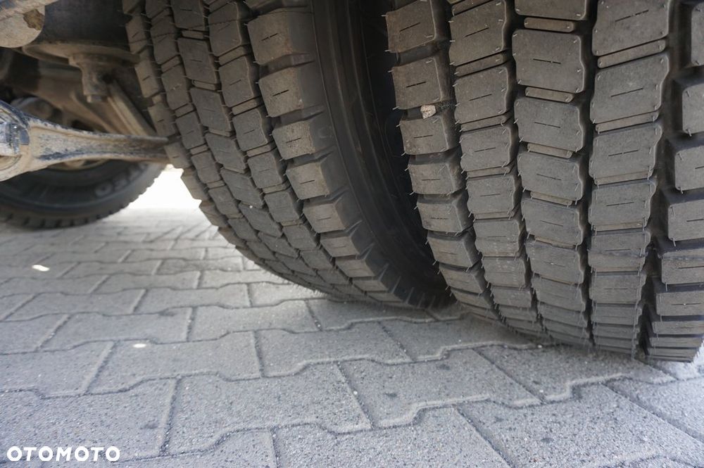 MAN TGX 18.470 4x2 LL SA RETARDER ACC LED NAVI * 317 000 KM * - 35