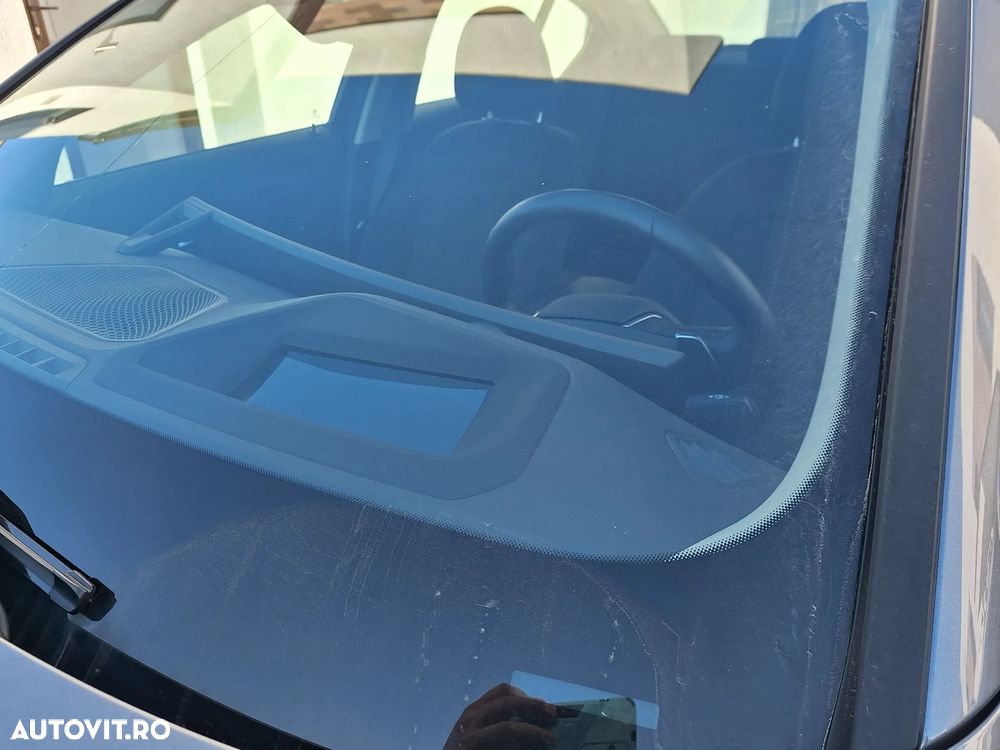 BMW Seria 3 330e xDrive AT PHEV - 11