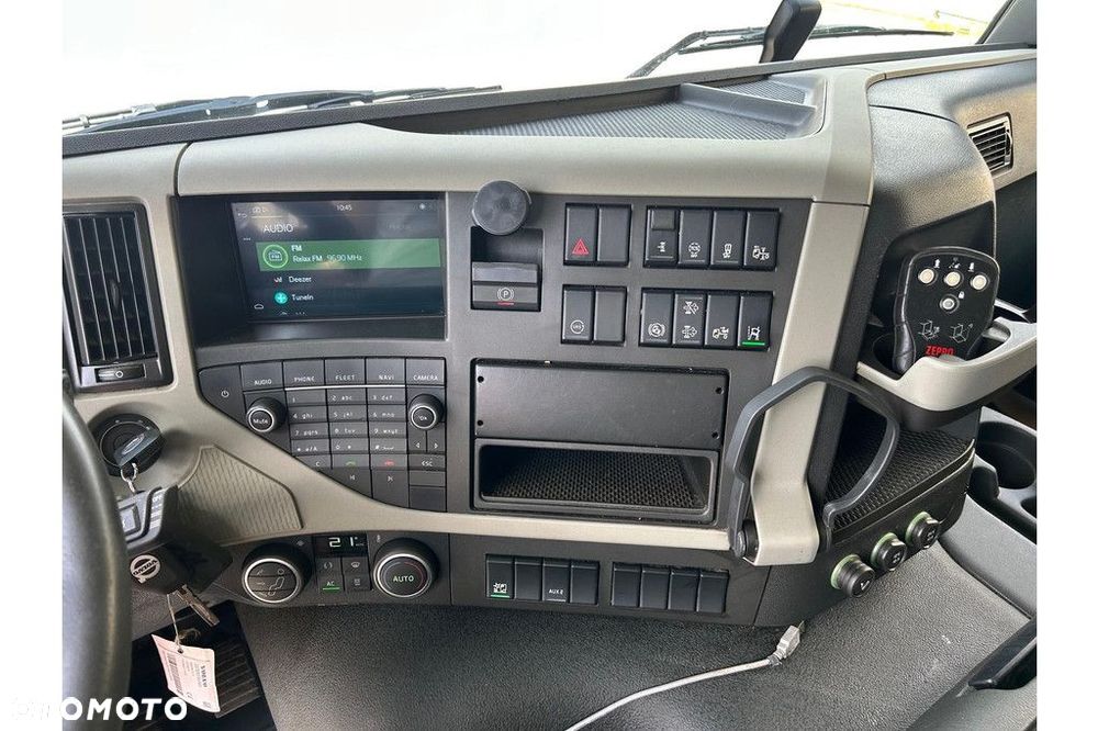 Volvo FM330 4X2 EURO6 + VEB - 16