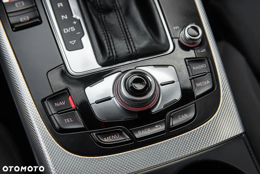 Audi A4 ver-avant-2-0-tdi-ultra-s-tronic-sport - 24