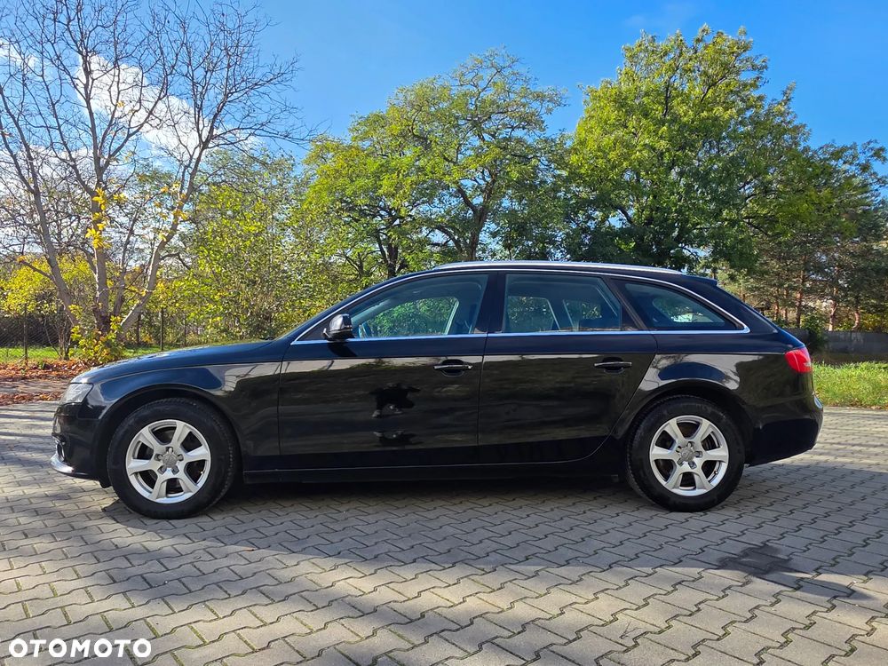 Audi A4 Avant - 9