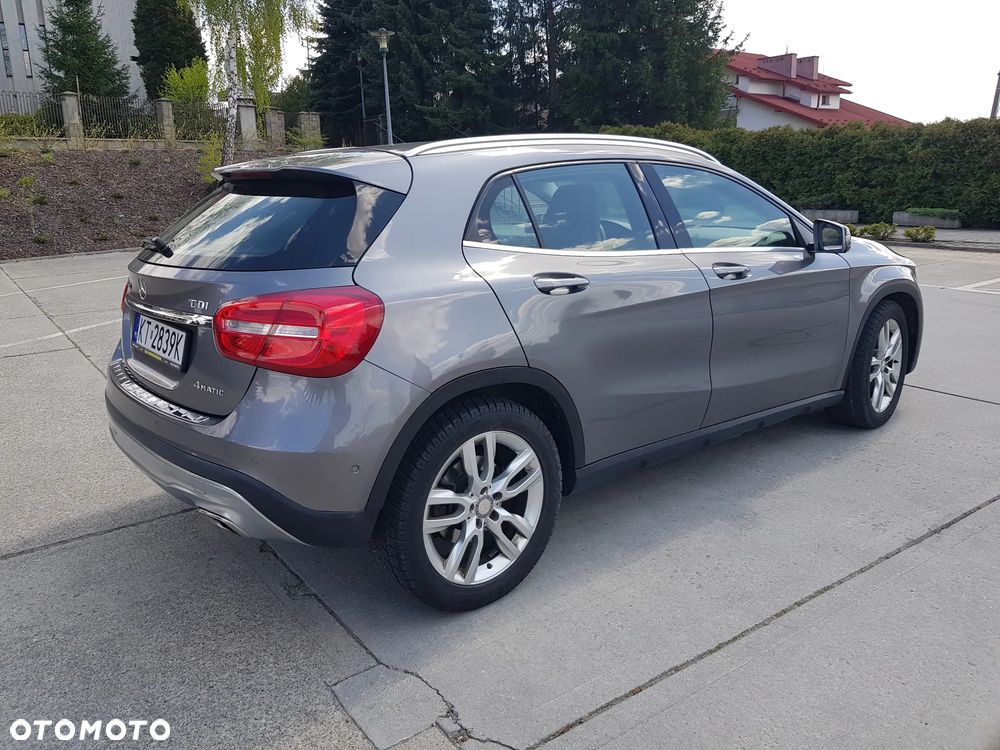 Mercedes-Benz GLA 220 CDI 4Matic 7G-DCT Style - 5