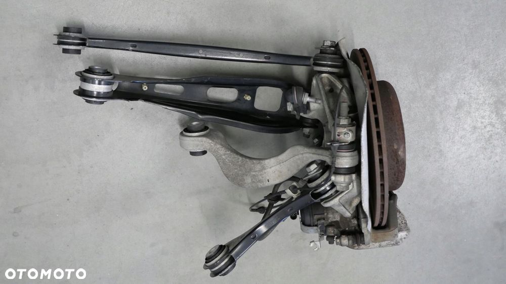 bmw x3 g01 zwrotnica lewa piasta koła lewy tył wahacze 6871027 6871005 - 3