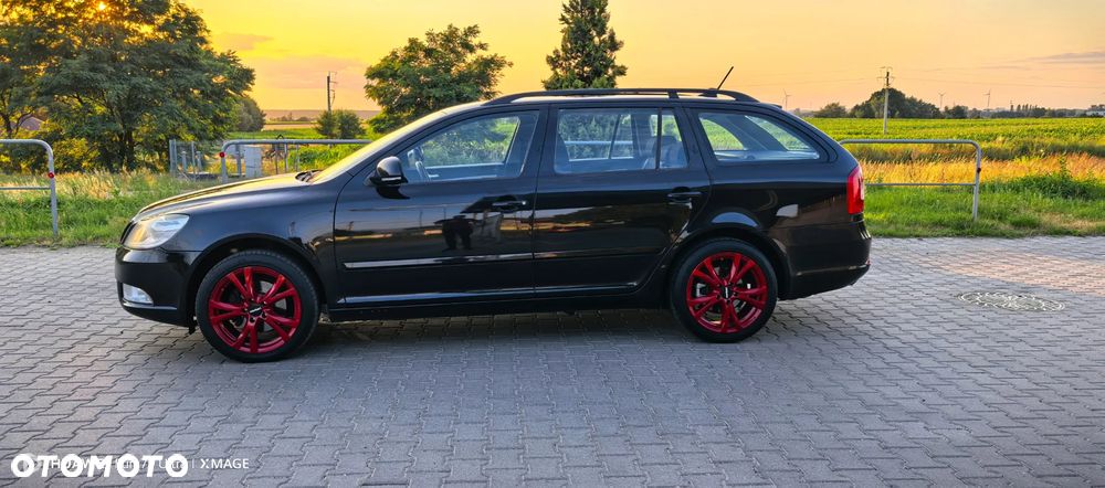 Skoda Octavia 2.0 TDI DSG Ambiente - 5