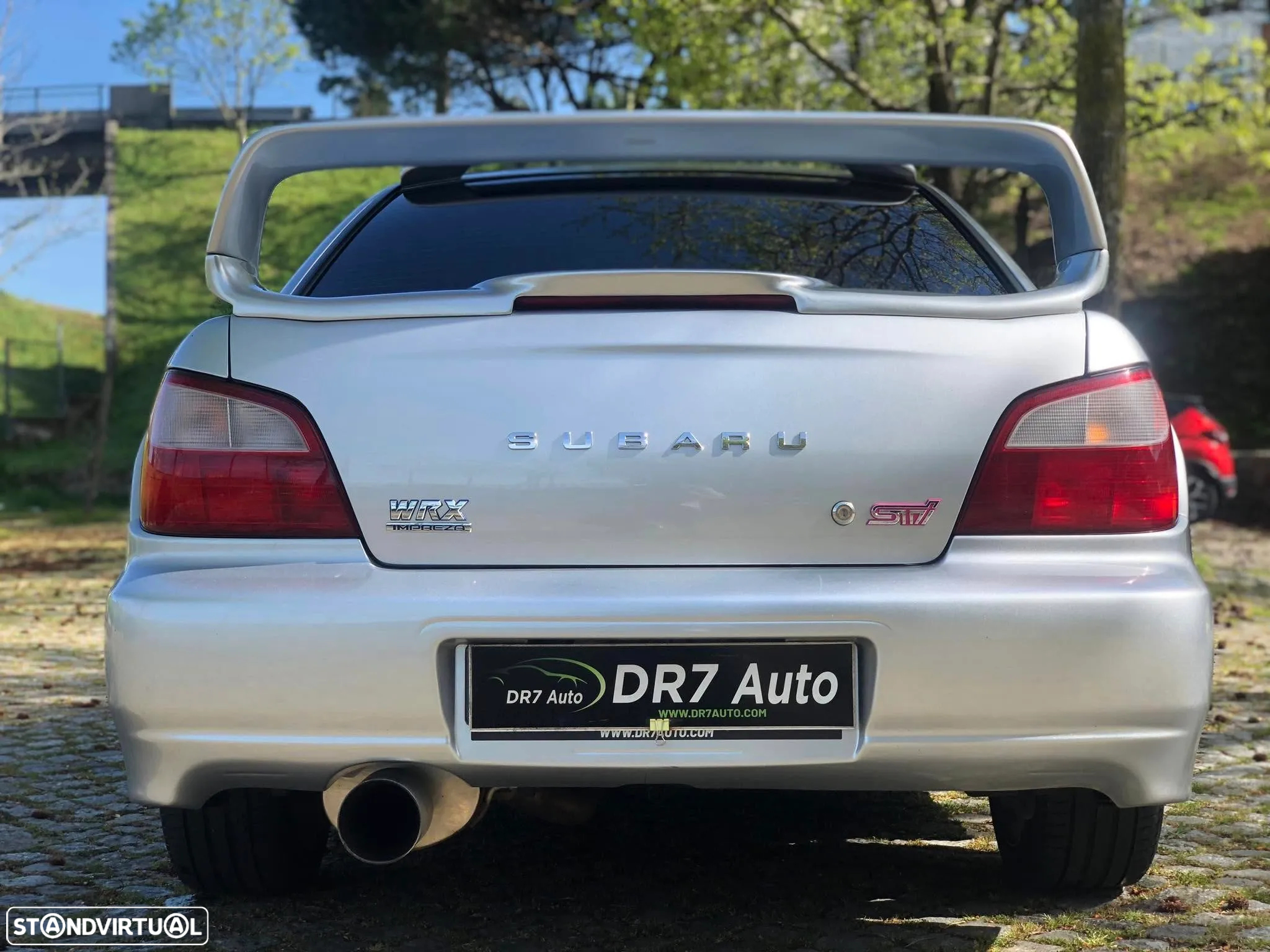 Subaru Impreza Sedan 2.0 WRX STi - 4