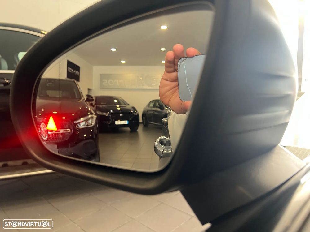 Mercedes-Benz A 35 AMG 4Matic - 18