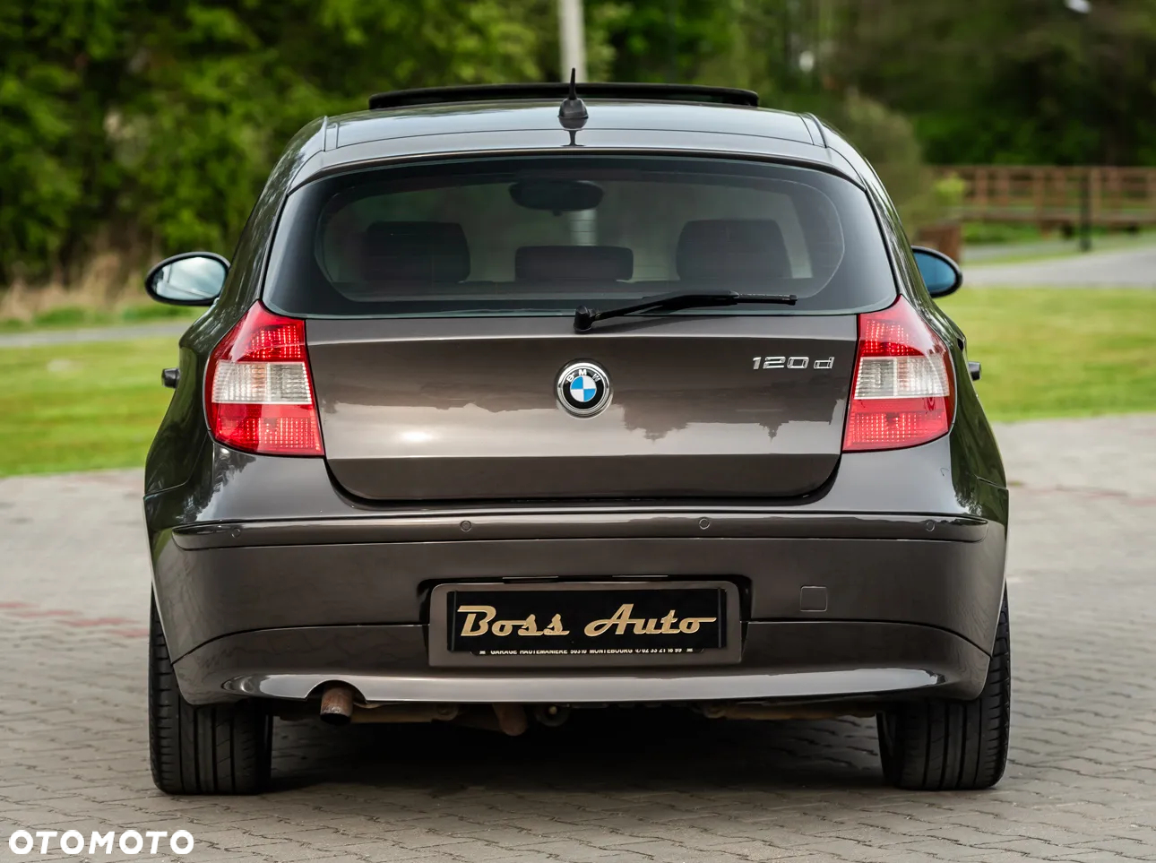 BMW Seria 1 120d - 11