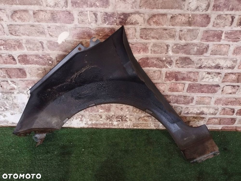 Ford Fiesta MK7 09- Błotnik przedni PRZÓD PRAWY - 11