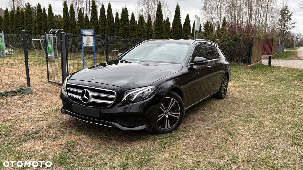 Mercedes-Benz Klasa E 220 d 4-Matic 9G-TRONIC - 1