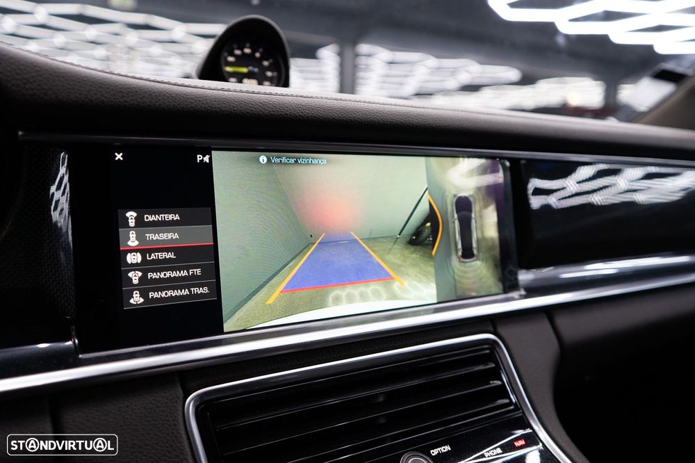 Porsche Panamera Sport Turismo 4 E-Hybrid - 53