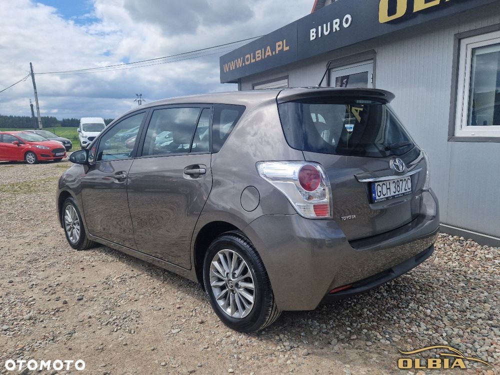 Toyota Verso 1.6 D-4D Prestige - 10