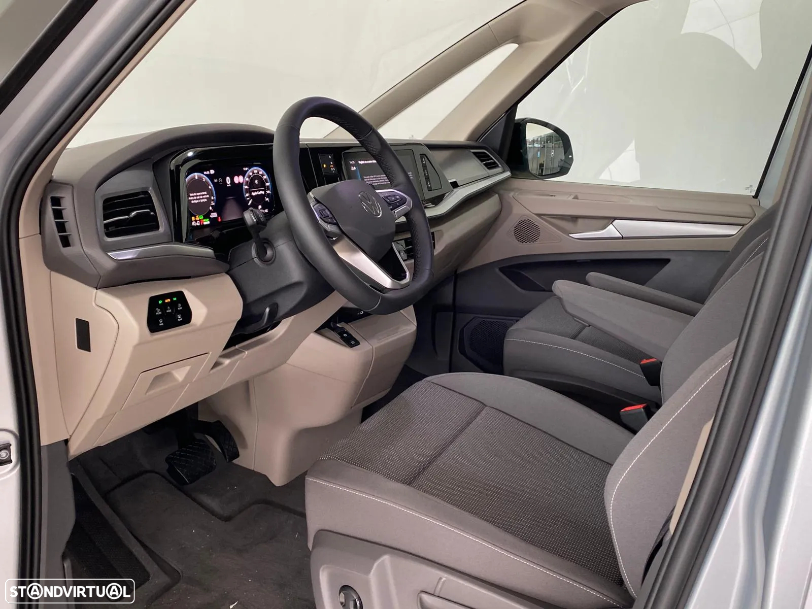 VW Multivan 1.5 TSI e-Hybrid Life DSG - 9
