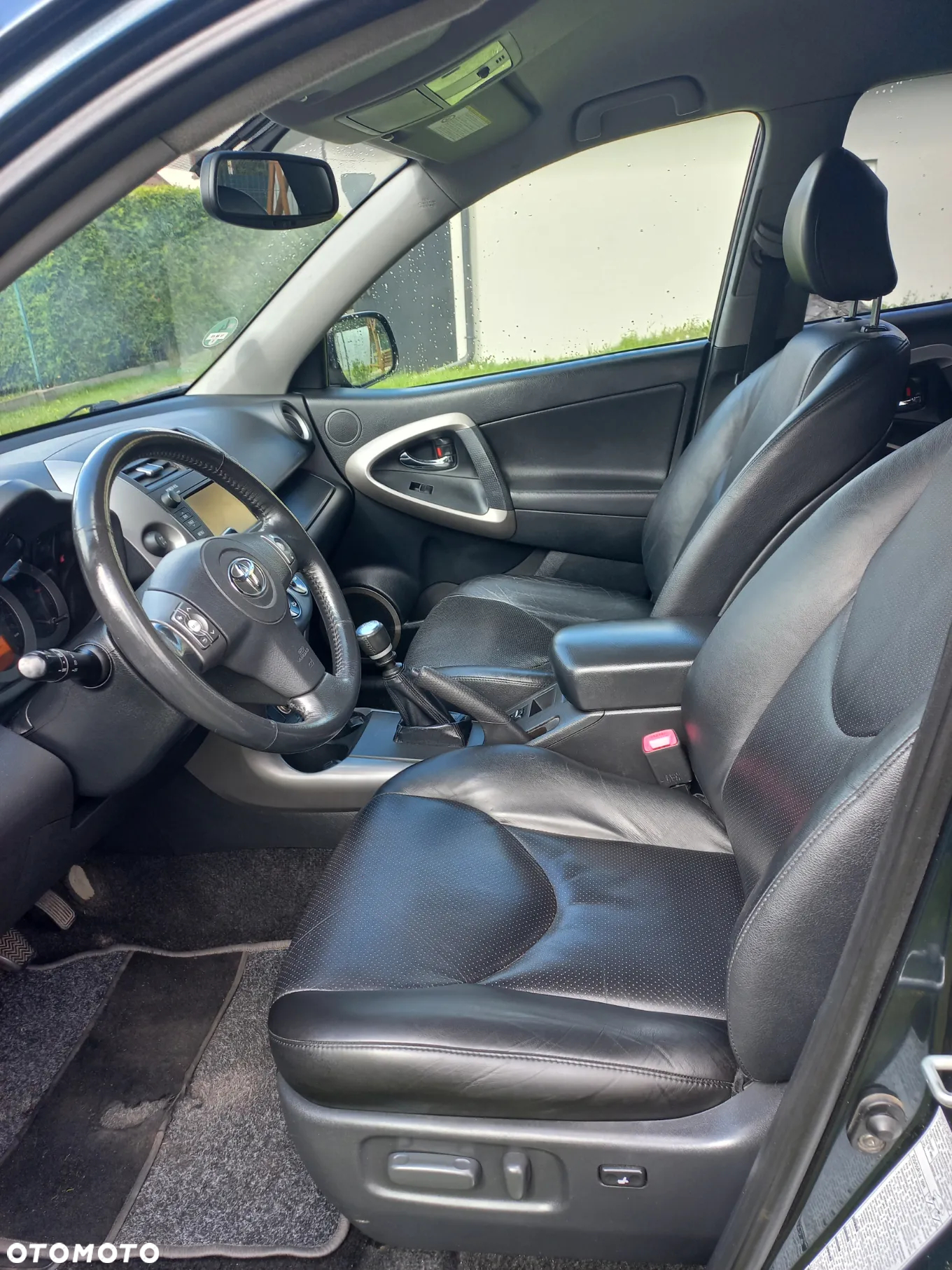Toyota RAV4 - 7