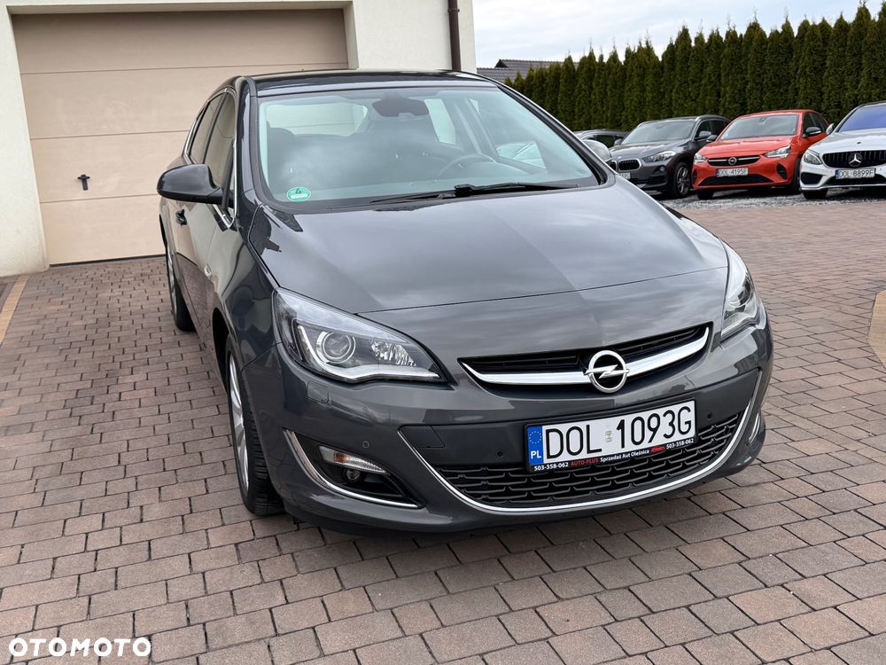 Opel Astra 1.4 Turbo Exklusiv - 22