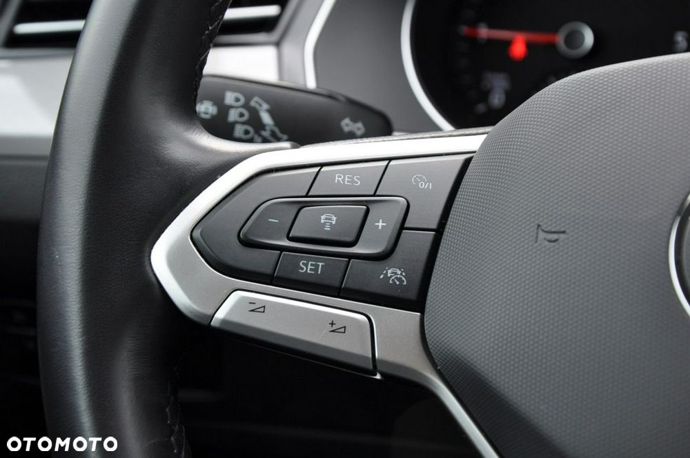 Volkswagen Passat - 15