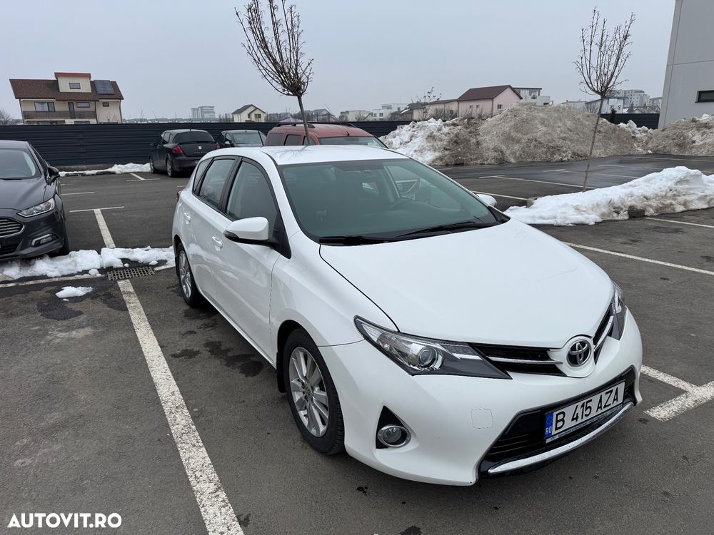 Toyota Auris 1.4 D-4D Luna - 9