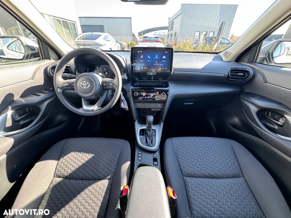 Toyota Yaris Cross 1.5 VVT-i HSD 4x2 Active - 24