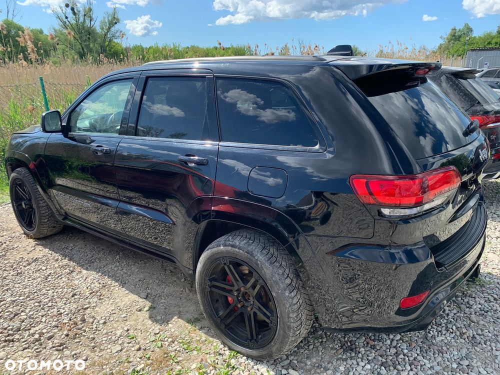 Jeep Grand Cherokee SRT - 4