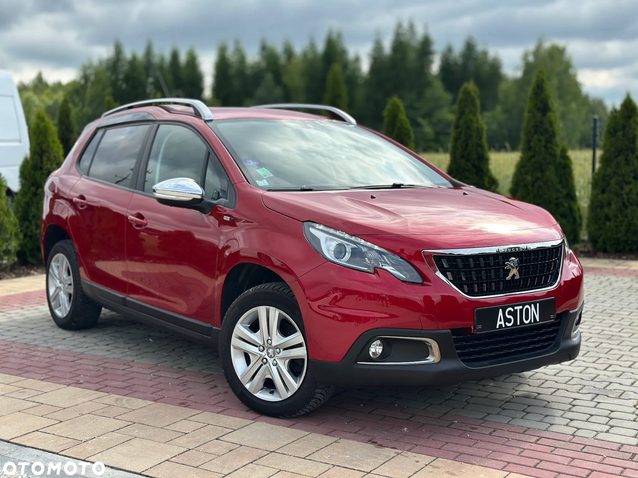 Peugeot 2008 PureTech 110 Stop&Start Style - 4