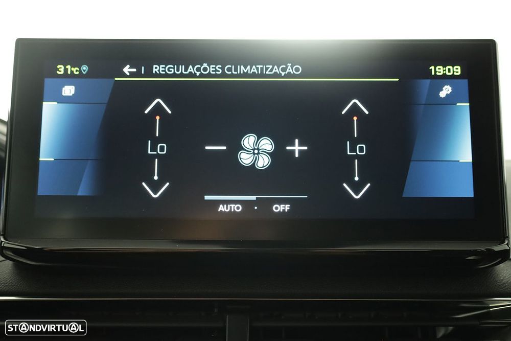 Peugeot 3008 1.6 Hybrid Allure e-EAT8 - 12