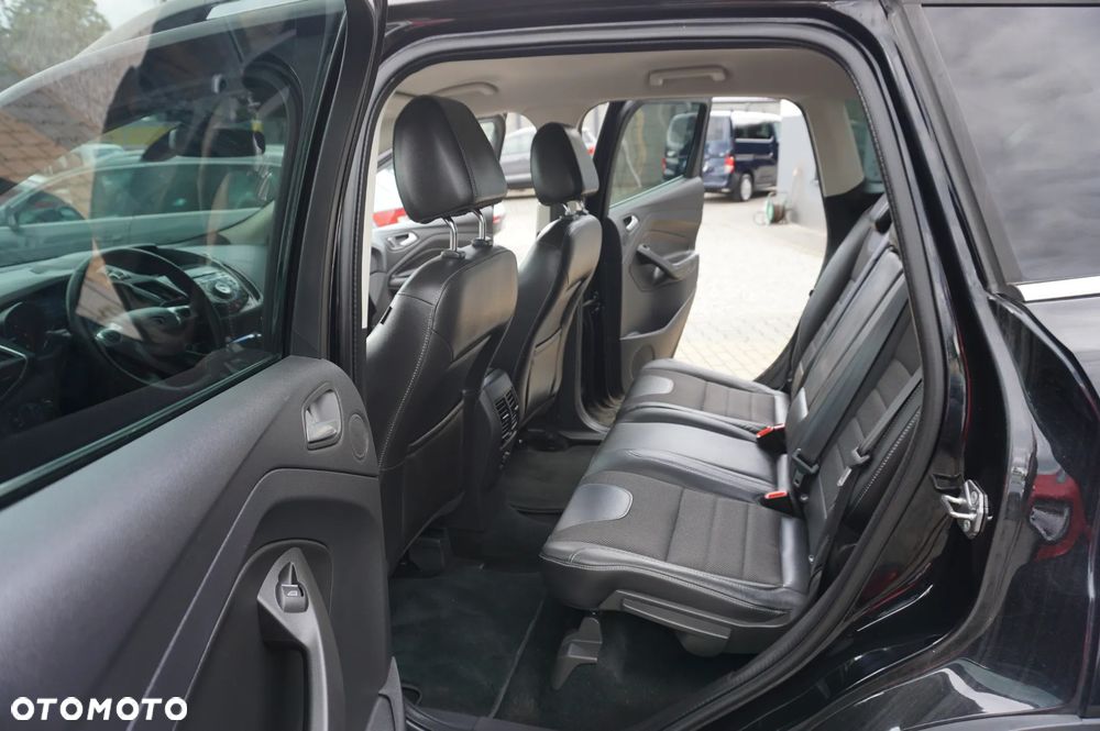 Ford Kuga 2.0 TDCi 2x4 Titanium - 24