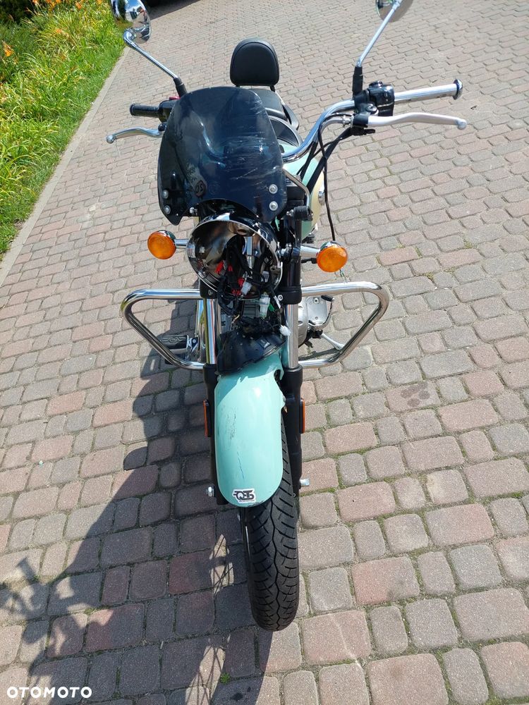 Royal Enfield Meteor - 8