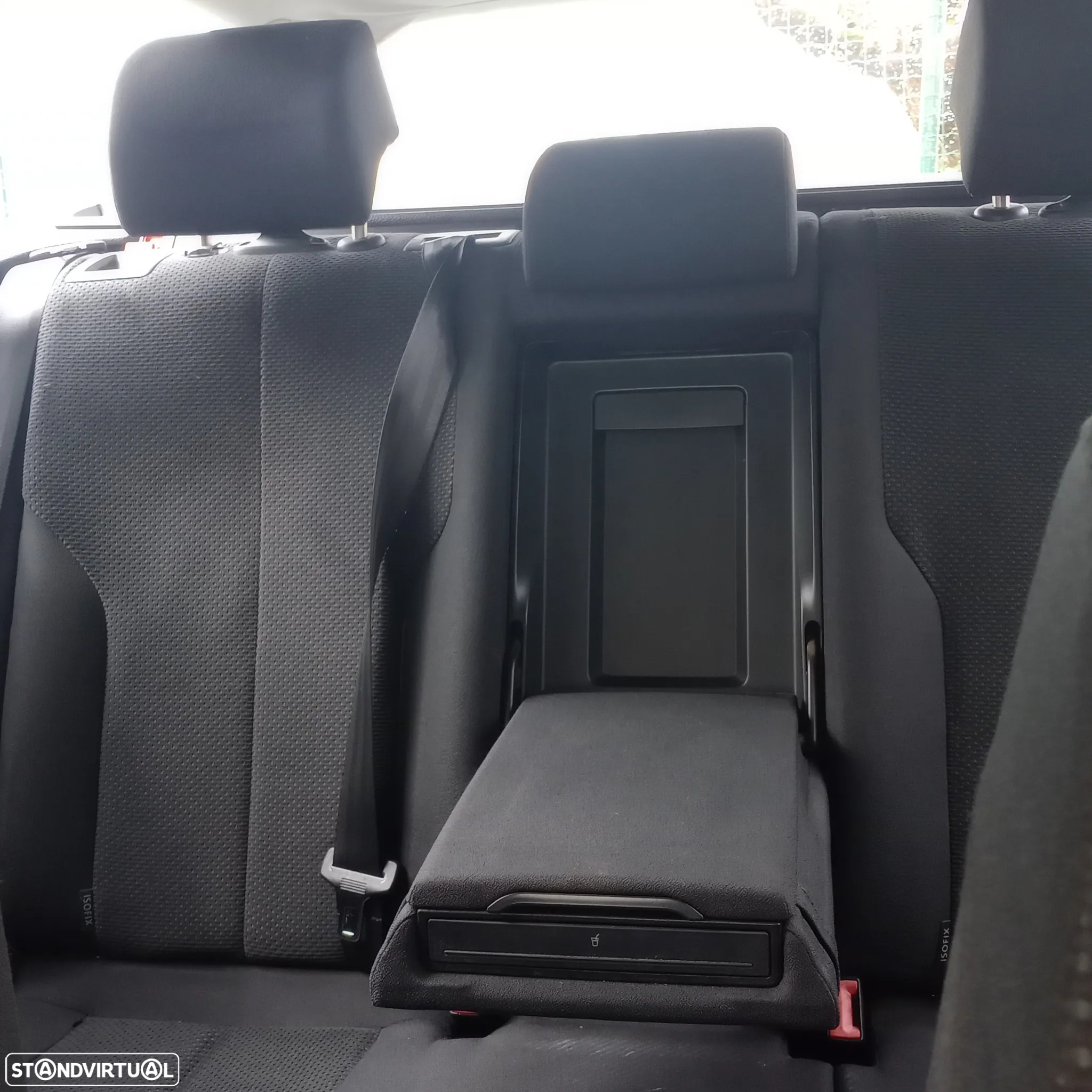 VW Passat Variant 2.0 TDi 4M Confortline - 4