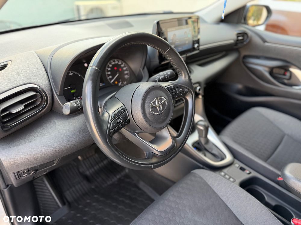 Toyota Yaris - 22