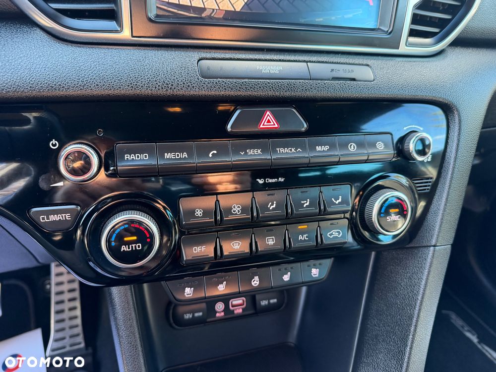 Kia Sportage 2,0 CRDI AWD GT Line - 26