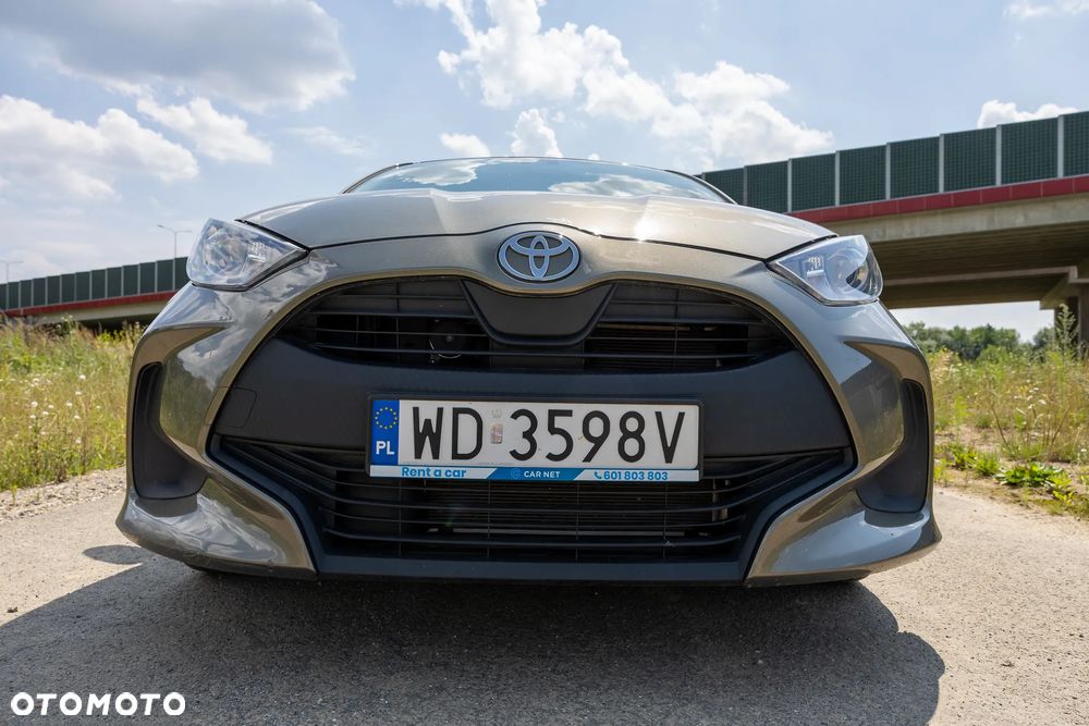 Toyota Yaris 1.5 Active - 26