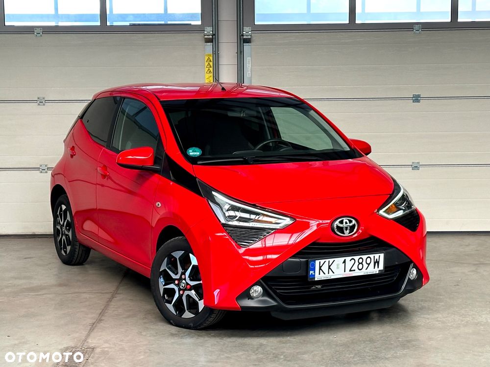 Toyota Aygo x-play connect - 3