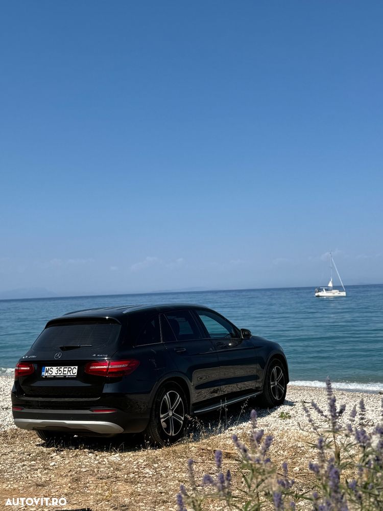 Mercedes-Benz GLC 250 d 4MATIC - 22