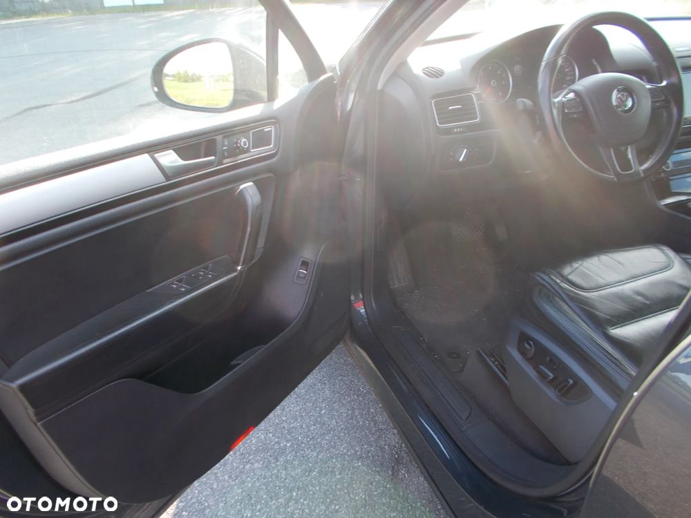 Volkswagen Touareg 3.0 V6 TDI Blue Motion DPF Automatik - 11