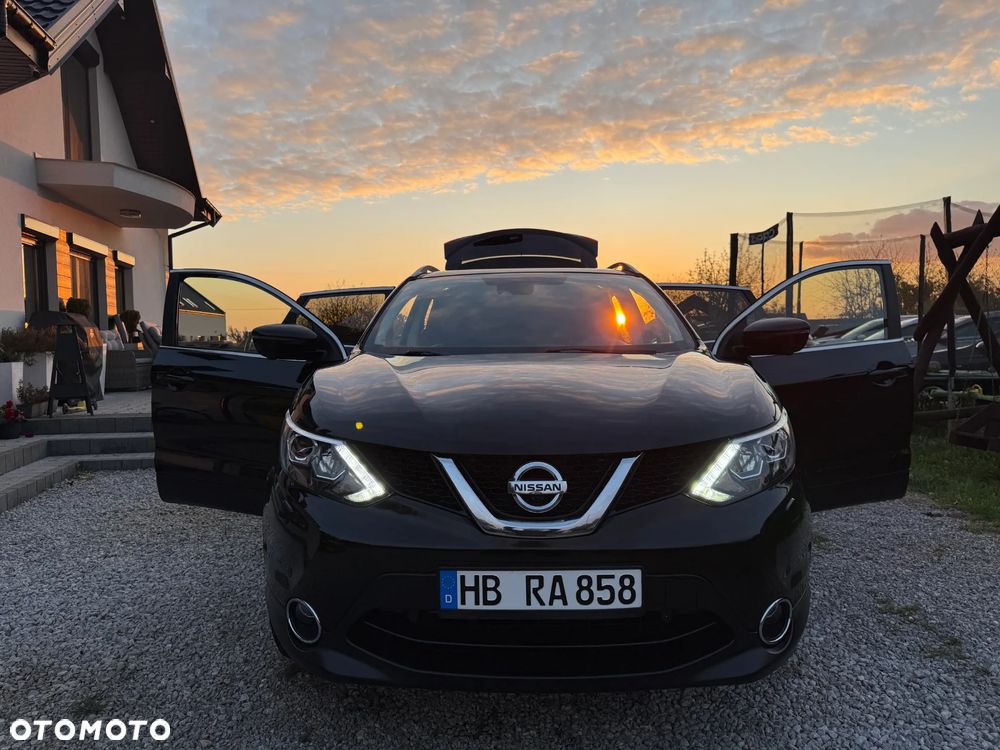 Nissan Qashqai 1.6 DIG-T TEKNA+ - 17