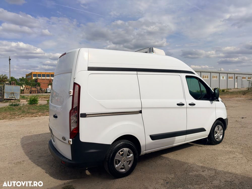 Ford Transit Custom - 13