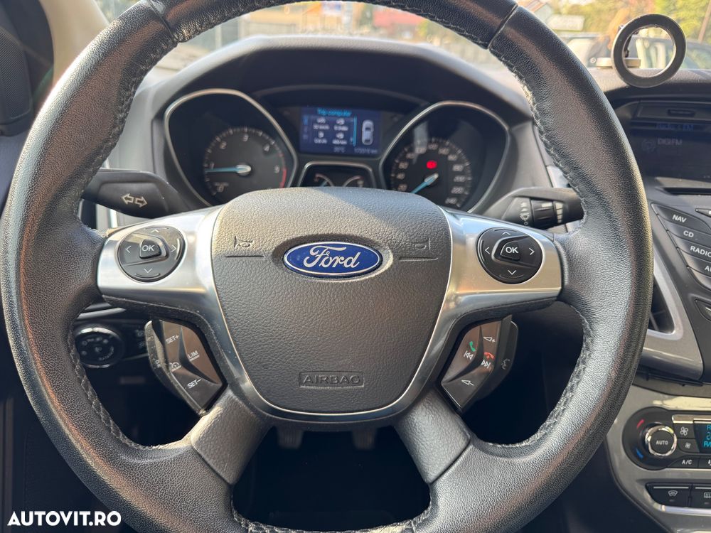 Ford Focus 1.6 TDCI DPF Champions Edition - 15