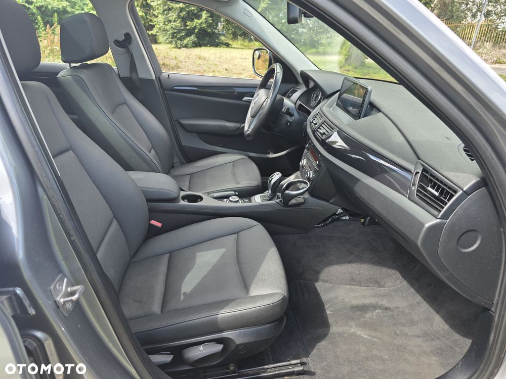 BMW X1 xDrive28i - 11
