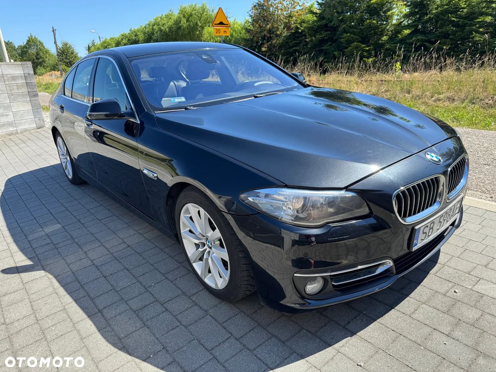 BMW Seria 5 520d xDrive Luxury Line - 2