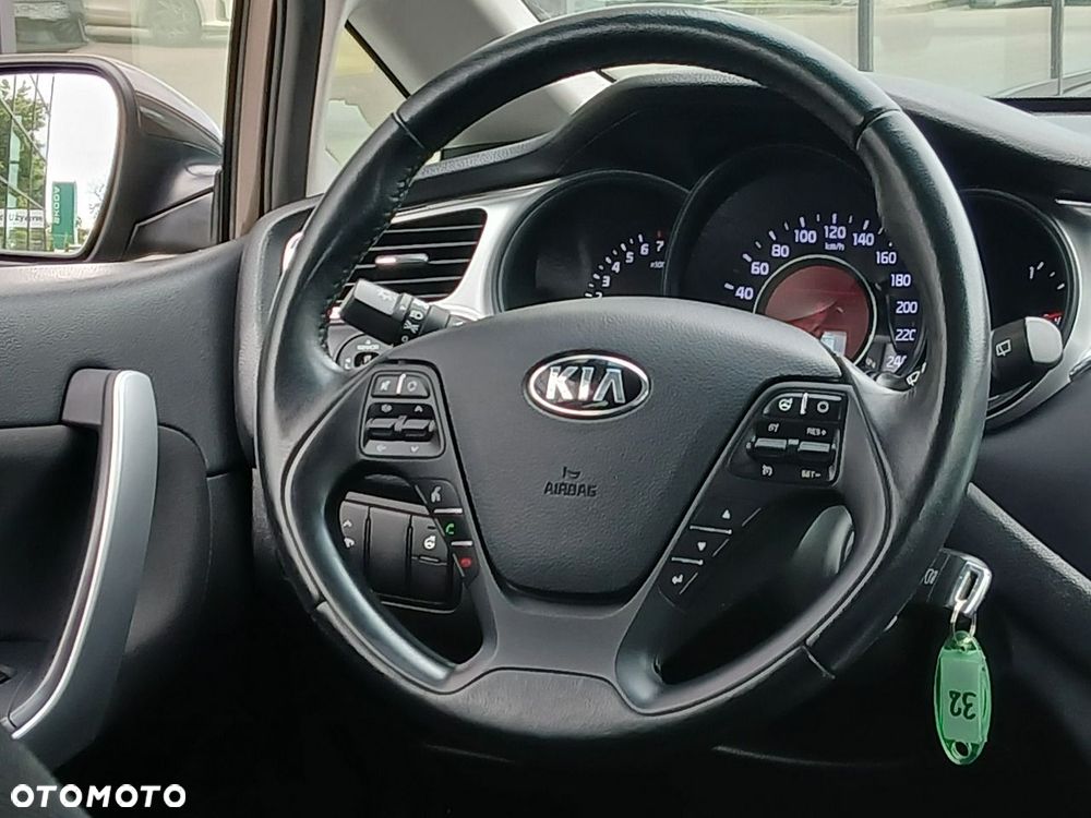 Kia Ceed 1.6 GDI Smart Plus - 20