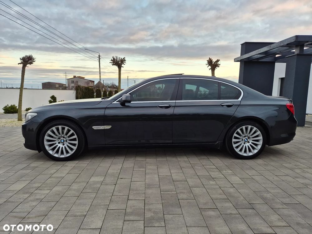BMW Seria 7 730d - 8