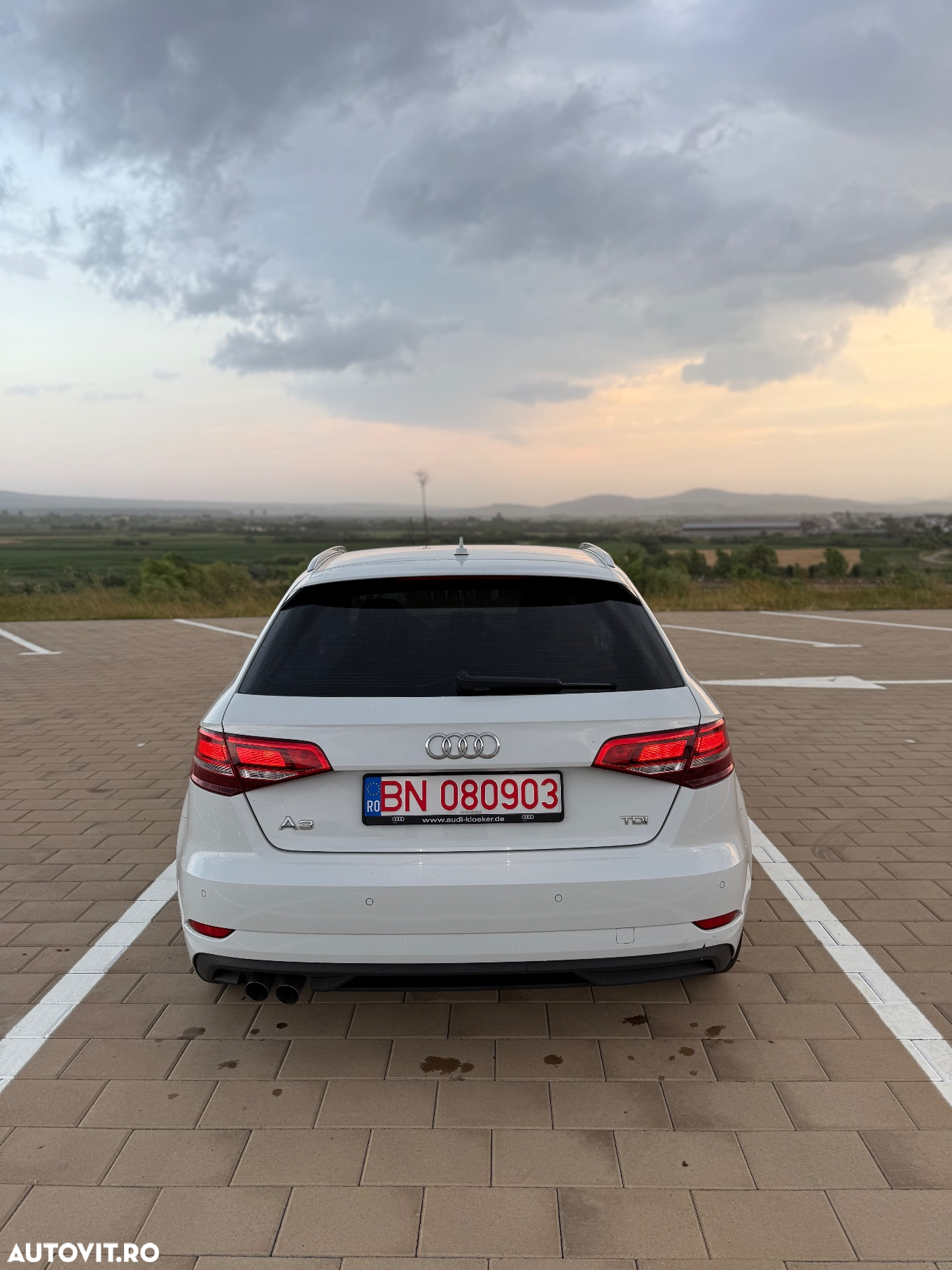 Audi A3 Sportback 2.0 TDI S tronic - 6