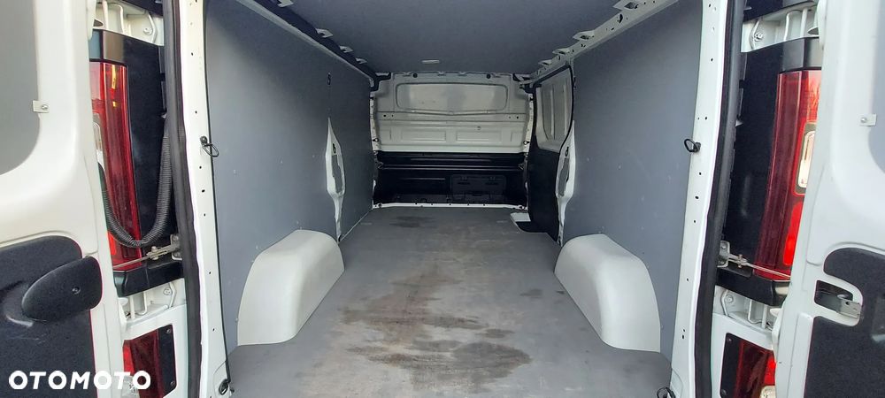 Opel VIVARO - 26