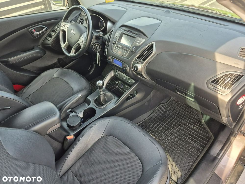Hyundai ix35 - 11